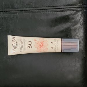 Hawaiian tropic invisible sun screen sheer touch